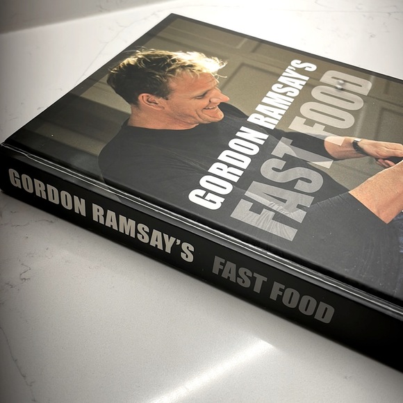 GORDON RAMSAY’S Fast Food Cookbook - Picture 2 of 7
